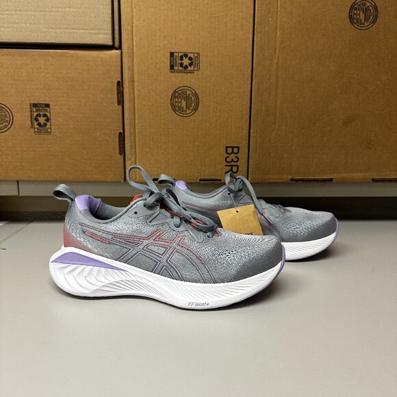 Asics Gel Cumulus running shoes - size 7 - Picture 1 of 6